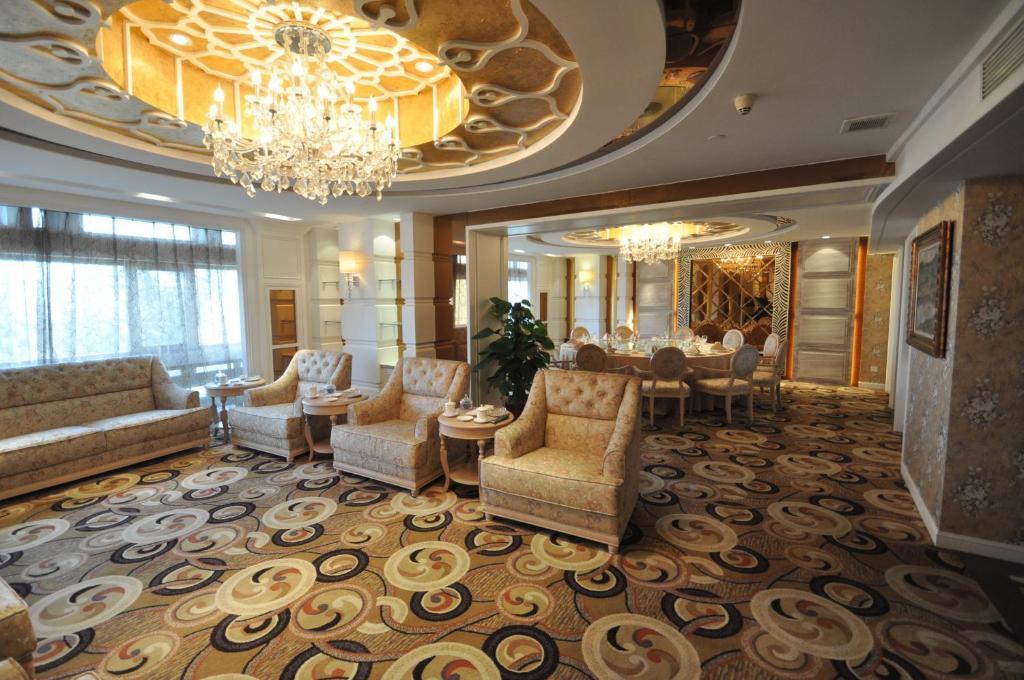 Shan Dong Hotel Цзинань Экстерьер фото