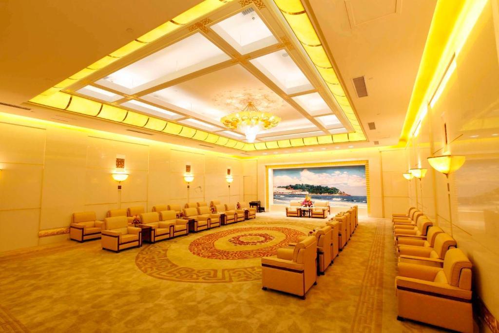 Shan Dong Hotel Цзинань Экстерьер фото