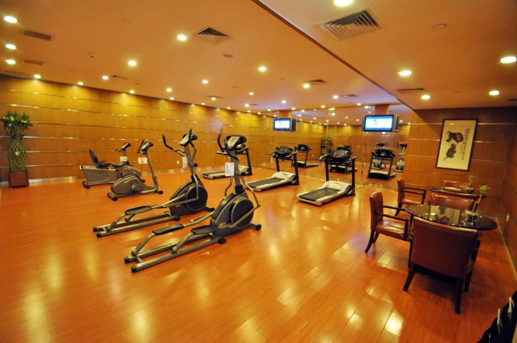 Shan Dong Hotel Цзинань Экстерьер фото