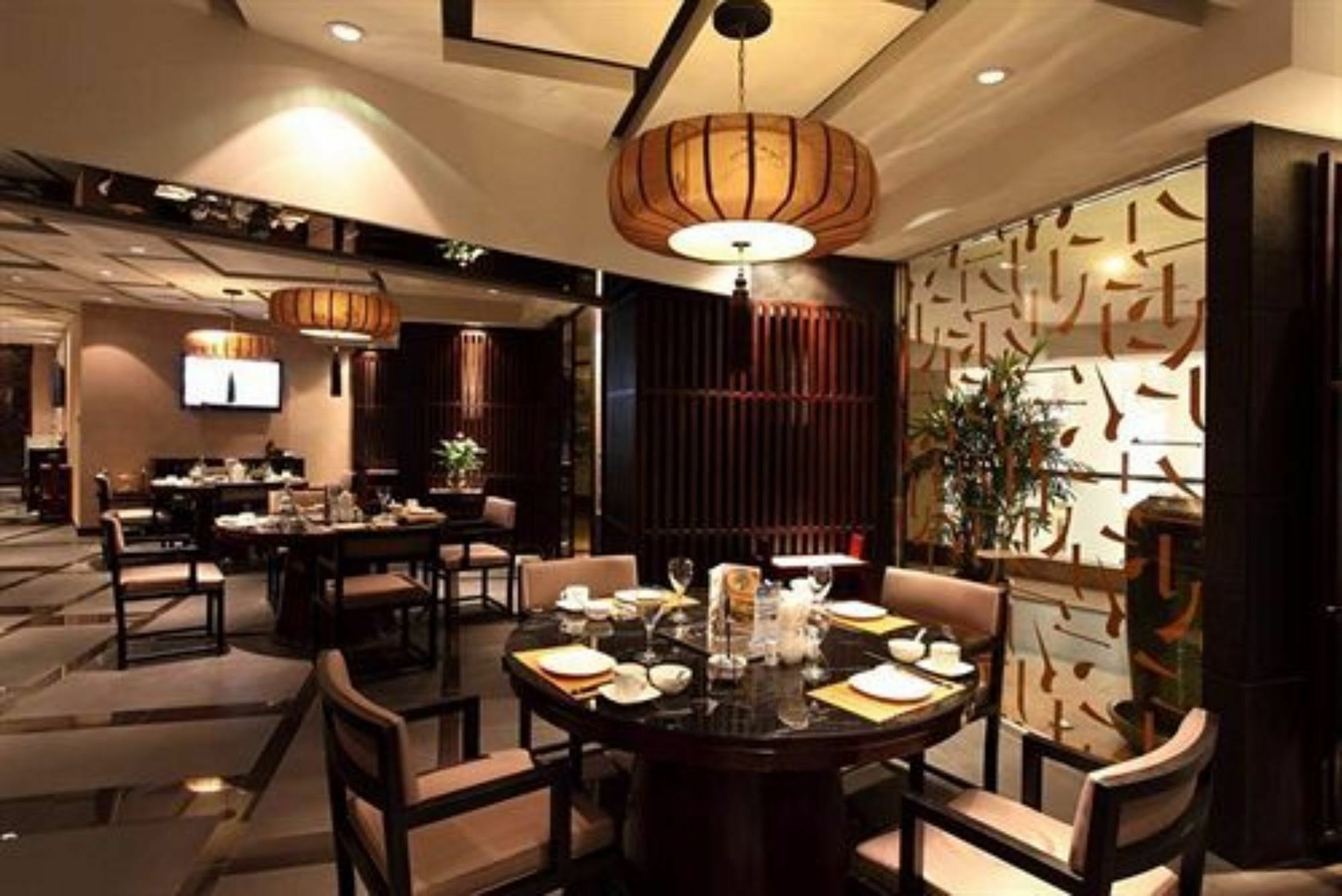 Shan Dong Hotel Цзинань Экстерьер фото