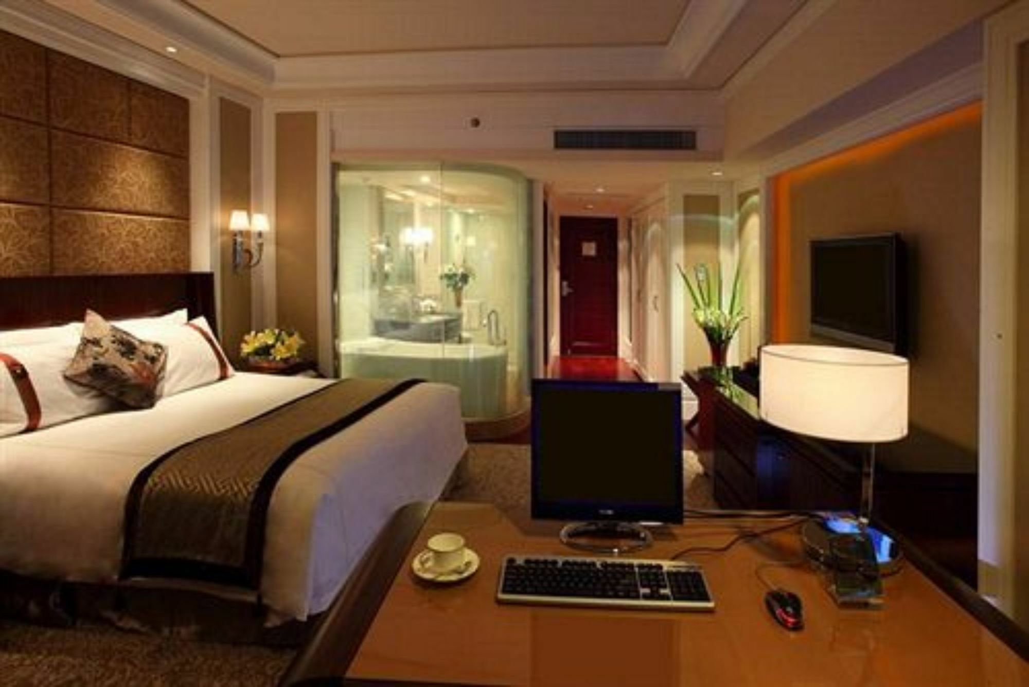 Shan Dong Hotel Цзинань Экстерьер фото
